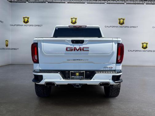Summit White 2021 GMC Sierra 1500 AT4