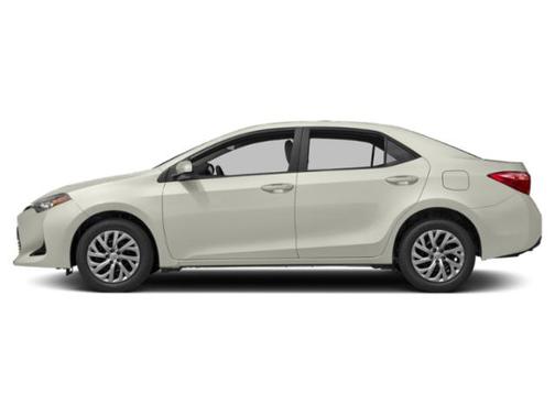 Blizzard Pearl 2019 Toyota Corolla XLE