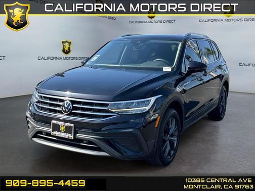 Deep Black Pearl 2023 Volkswagen Tiguan 2.0T SE