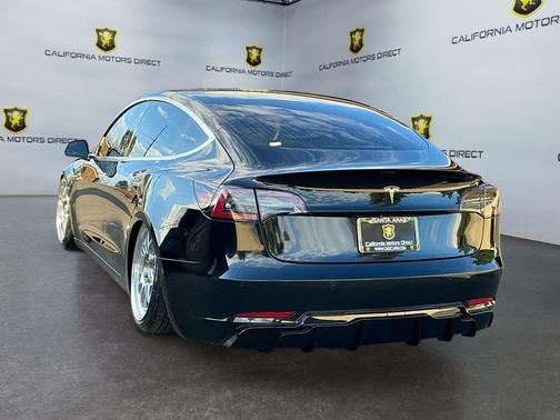 2019 Tesla Model 3 Mid Range