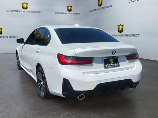 Mineral White Metallic 2023 BMW 330 330i