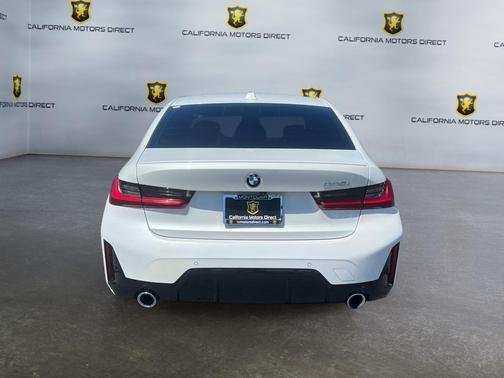 Mineral White Metallic 2023 BMW 330 330i