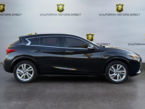 2019 INFINITI QX30 PURE