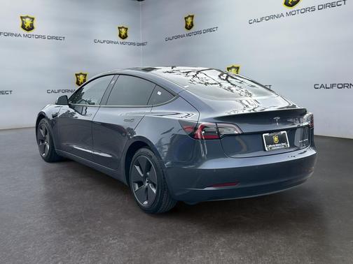 Gray 2022 Tesla Model 3 Long Range