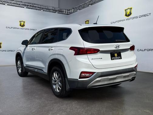 Quartz White 2020 Hyundai SANTA FE SE 2.4