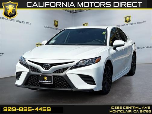 2020 Toyota Camry SE