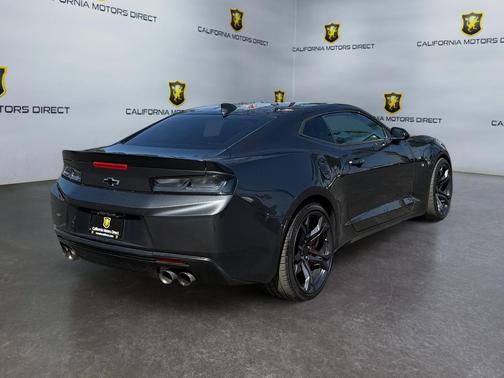 Nightfall Gray Metallic 2018 Chevrolet Camaro 1SS