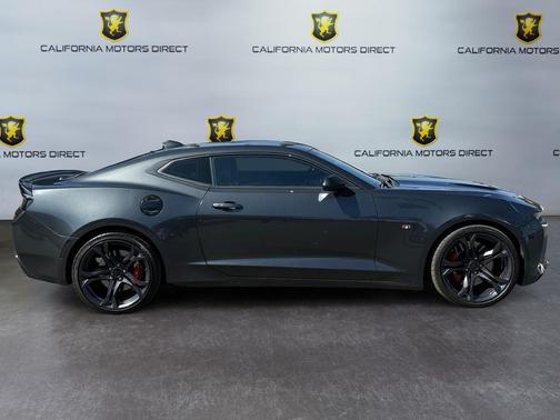 Nightfall Gray Metallic 2018 Chevrolet Camaro 1SS