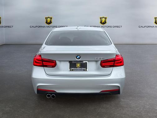 Glacier Silver Metallic 2018 BMW 330 330i