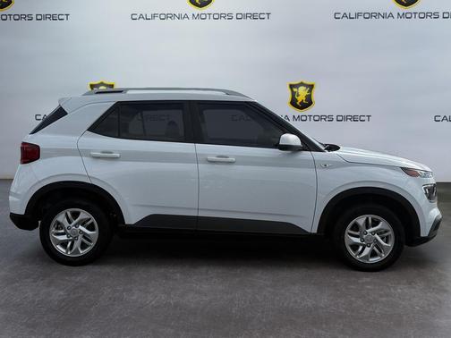 2020 Hyundai VENUE SEL