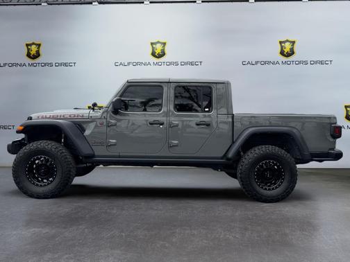 Sting-Gray Clearcoat 2022 Jeep Gladiator Rubicon