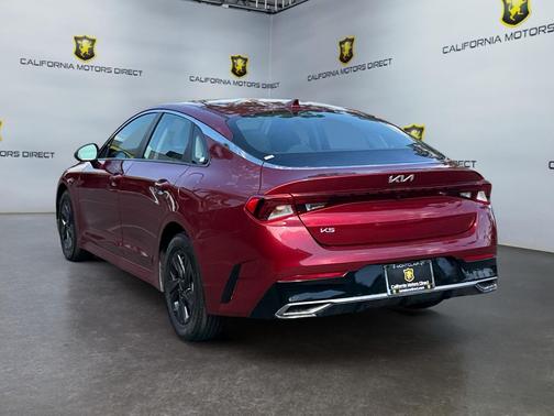 2023 Kia K5 LXS