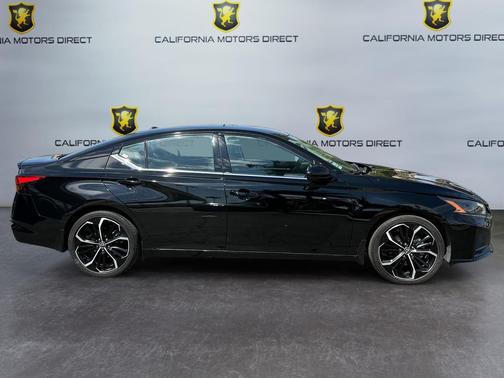 2023 Nissan Altima SR FWD