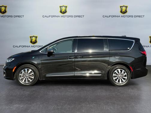 2022 Chrysler Pacifica Hybrid Limited
