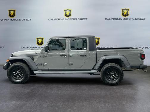 Sting-Gray Clearcoat 2022 Jeep Gladiator Sport