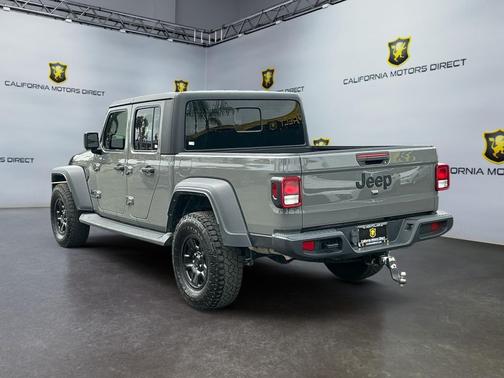Sting-Gray Clearcoat 2022 Jeep Gladiator Sport