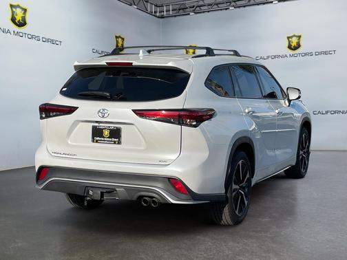 2022 Toyota Highlander XSE