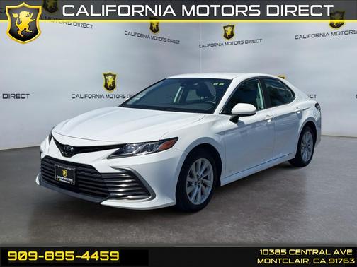 White 2022 Toyota Camry LE