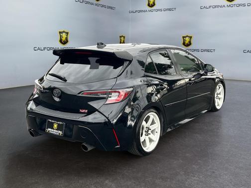 Midnight Black Metallic 2019 Toyota Corolla XSE