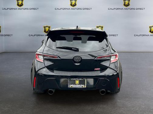 Midnight Black Metallic 2019 Toyota Corolla XSE
