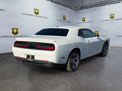 2020 Dodge Challenger SXT