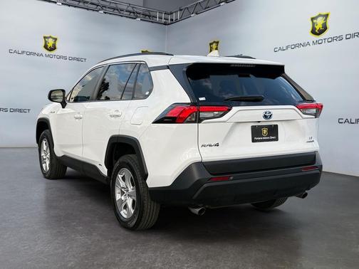 2020 Toyota RAV4 Hybrid LE