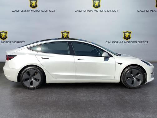 Pearl White Multi-Coat 2021 Tesla Model 3 Standard Range Plus