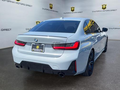 Brooklyn Grey Metallic 2024 BMW 330 330i