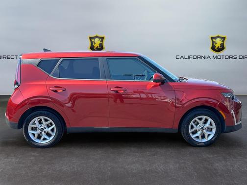 Mars Orange 2023 Kia Soul LX