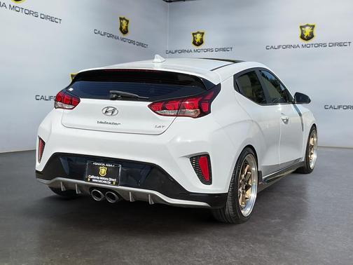 2020 Hyundai Veloster Base