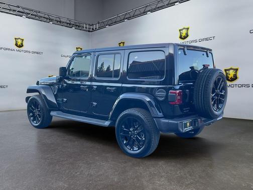 2025 Jeep Wrangler 4xe Sahara
