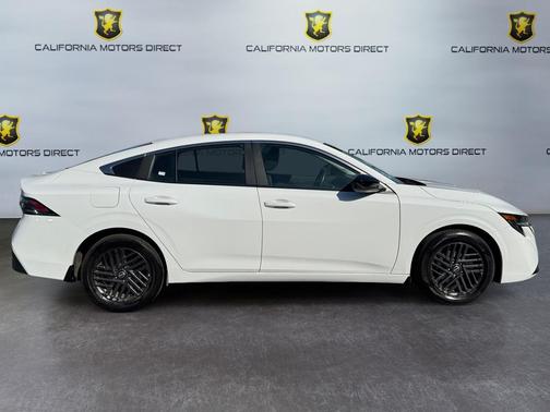 Fresh Powder 2026 Nissan Sentra SV