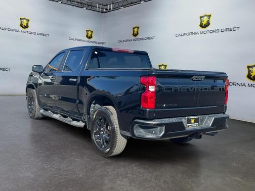 Black 2022 Chevrolet Silverado 1500 Custom