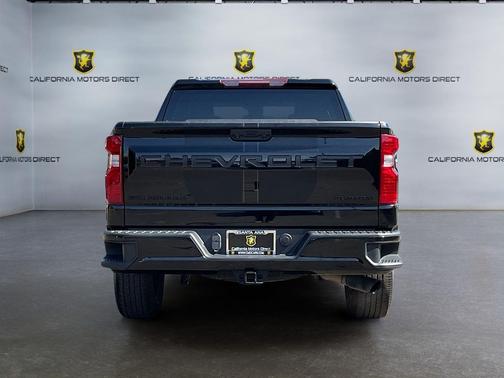 Black 2022 Chevrolet Silverado 1500 Custom