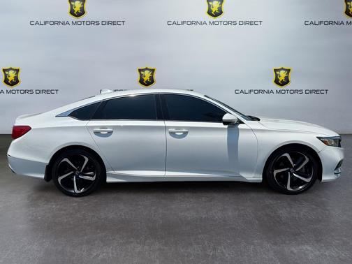Platinum White Pearl 2018 Honda Accord Sport