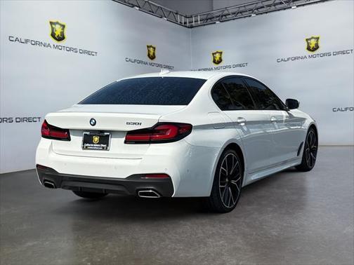 2022 BMW 530 i