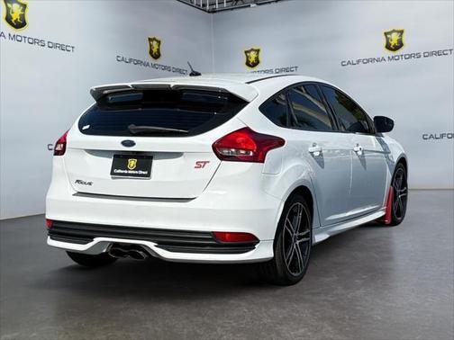 2017 Ford Focus ST
