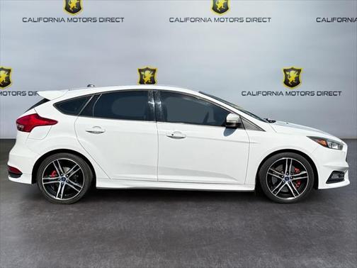 2017 Ford Focus ST