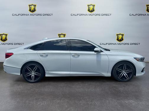 Platinum White Pearl 2022 Honda Accord Touring 2.0T