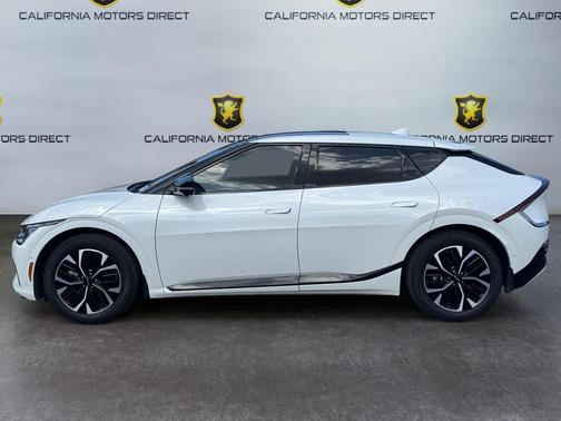 Snow White Pearl 2024 Kia EV6 GT-Line