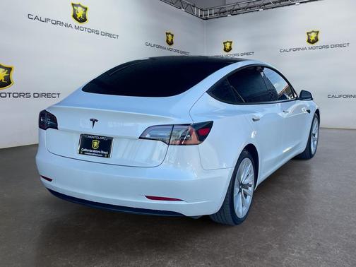 2021 Tesla Model 3 Standard Range Plus