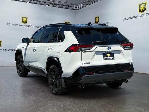 2021 Toyota RAV4 Hybrid SE