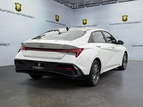 2024 Hyundai ELANTRA HEV Blue