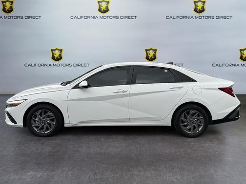 2024 Hyundai ELANTRA HEV Blue