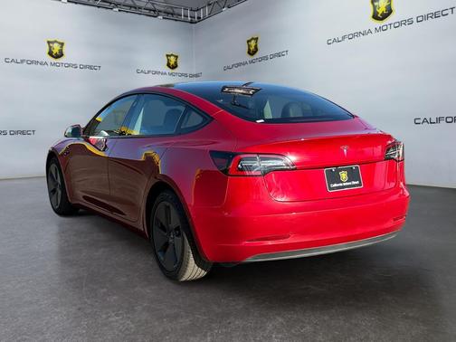 2022 Tesla Model 3 Standard Range