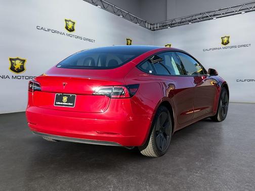 2022 Tesla Model 3 Standard Range