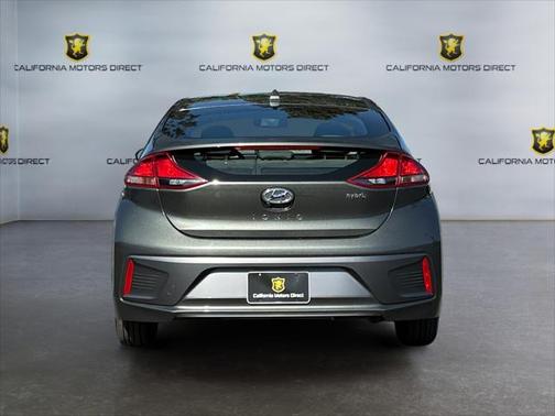 2020 Hyundai IONIQ Hybrid SE