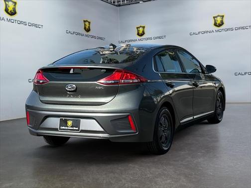 2020 Hyundai IONIQ Hybrid SE