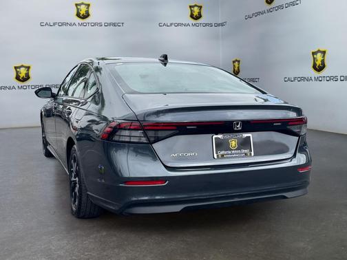 Meteorite Gray Metallic 2025 Honda Accord SE