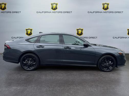 Meteorite Gray Metallic 2025 Honda Accord SE